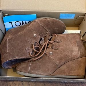 TOMS women suede wedge bootie